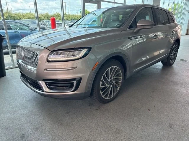 Used 2019 Iced Mocha Premium Colorant Lincoln Reserve image 3