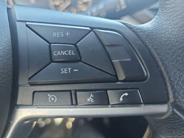 Used 2025 Red Nissan 2.5 SV image 18
