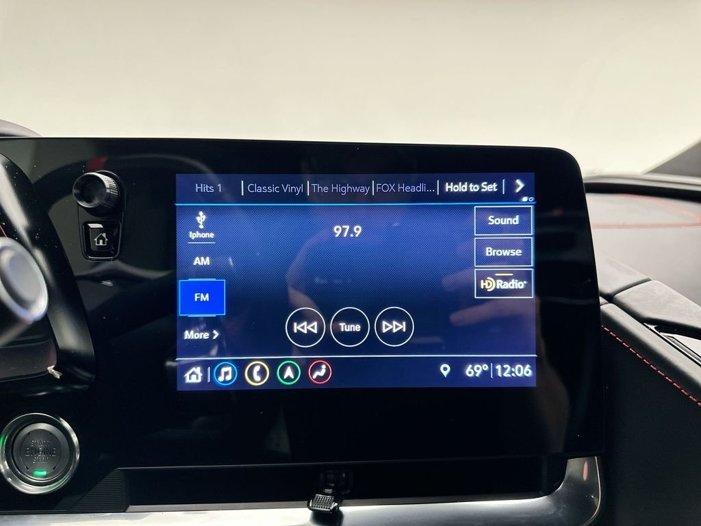 Used 2020 Ceramic White Chevrolet Stingray image 24