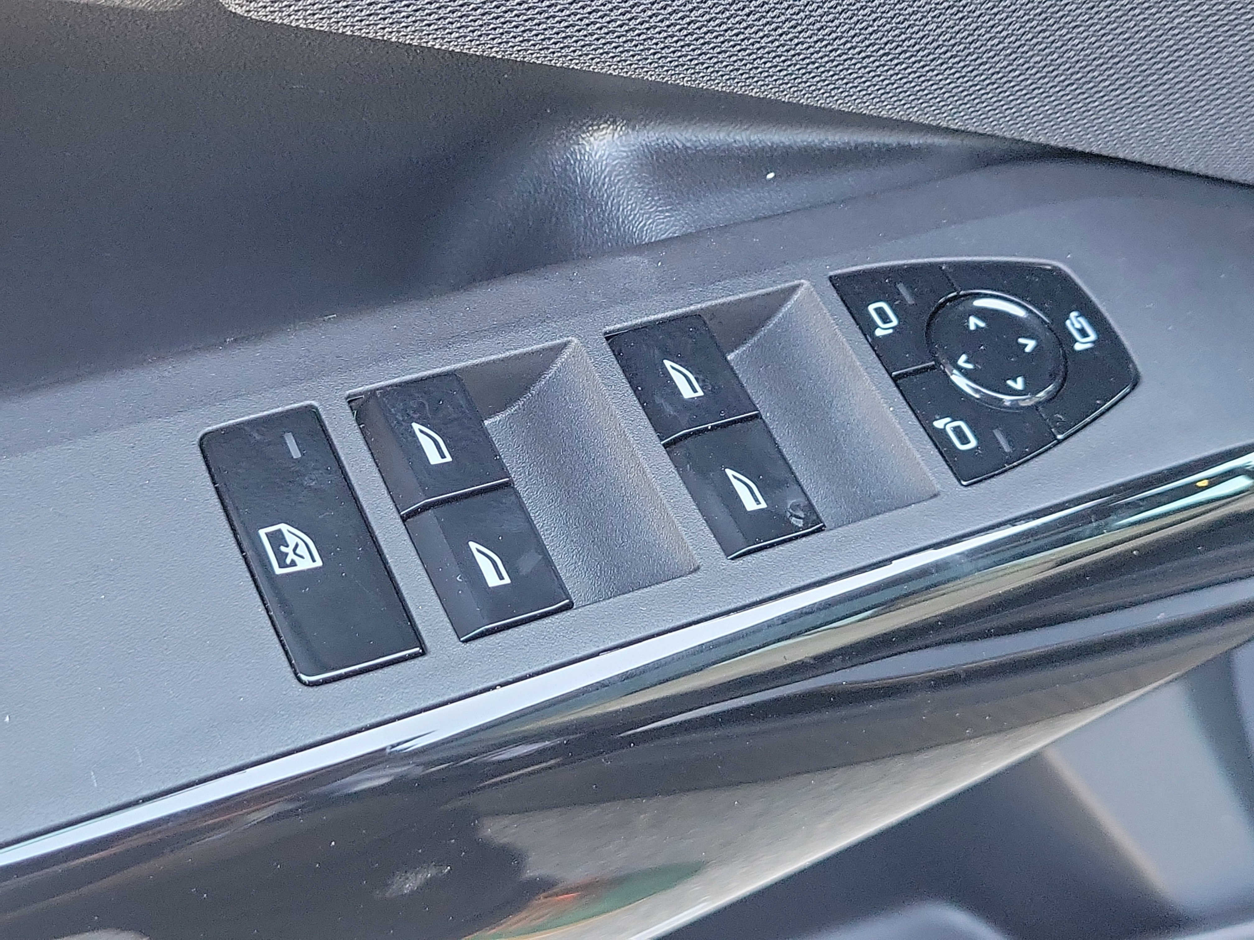 New 2026 Dark Graphite Metallic BMW 30 xDrive image 19