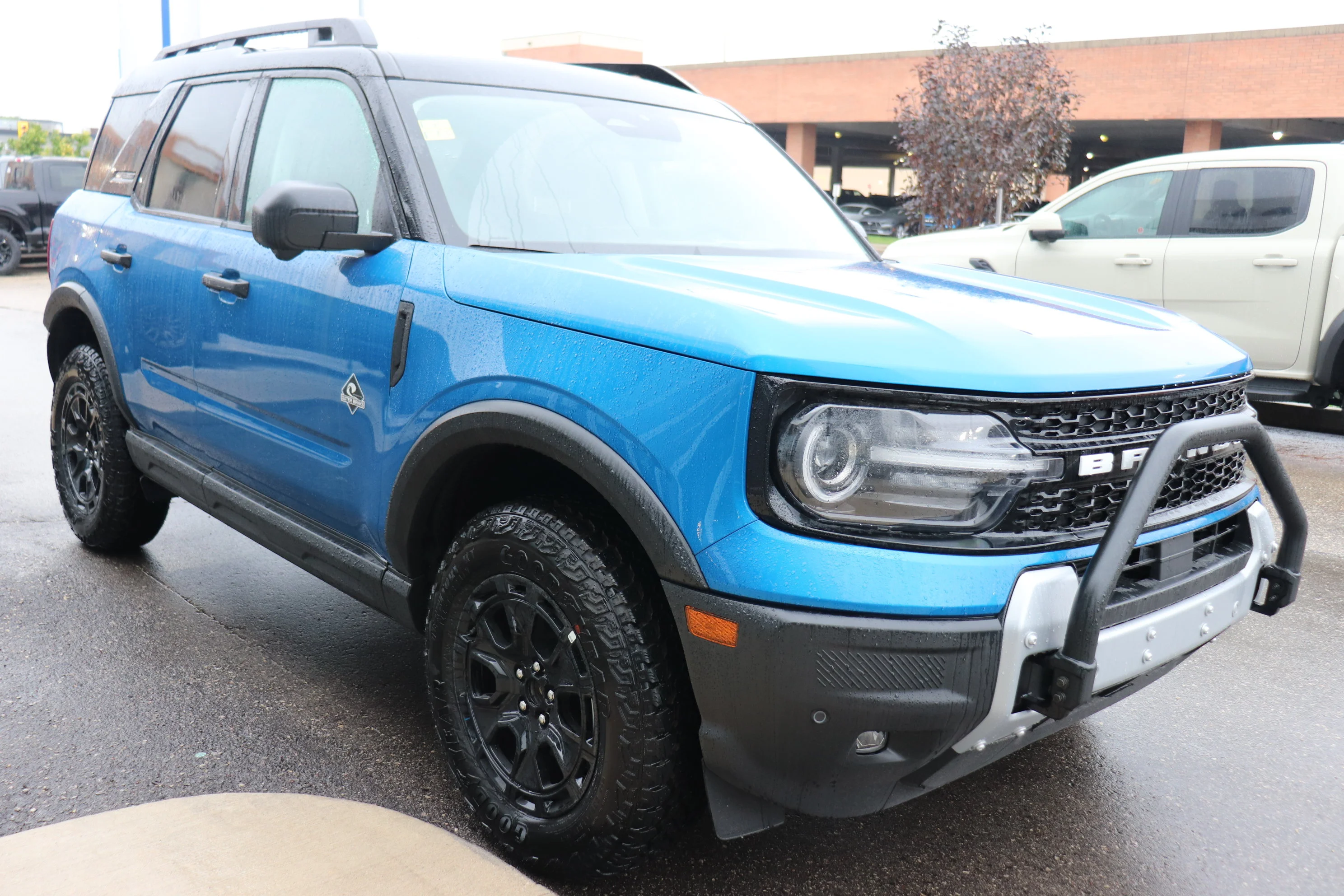 New 2026 VELOCITY BLUE METALLIC Ford Outer Banks image 5