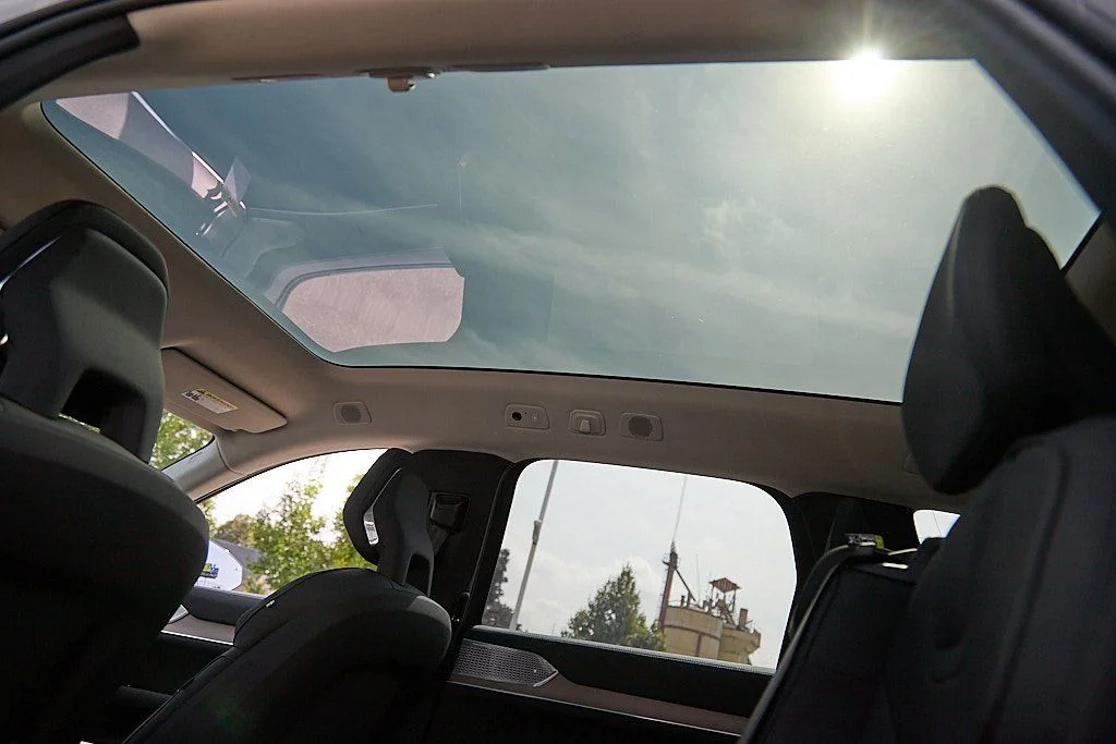 2025 Volvo EX90 Ultra - Photo 23