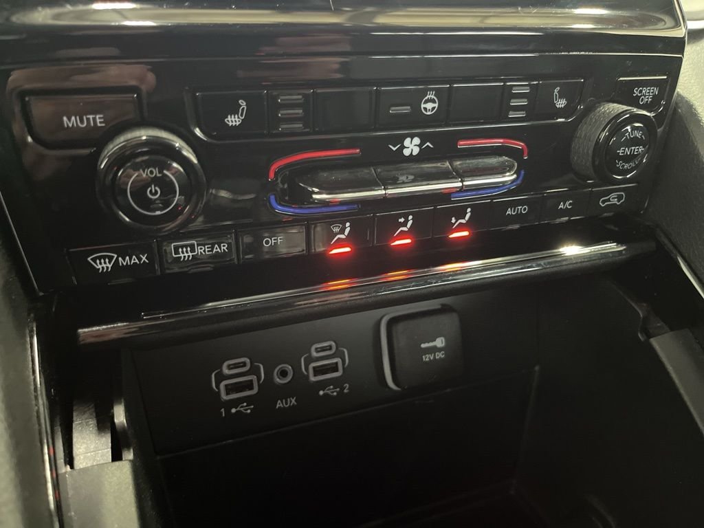 Used 2023 Black Jeep Limited image 13