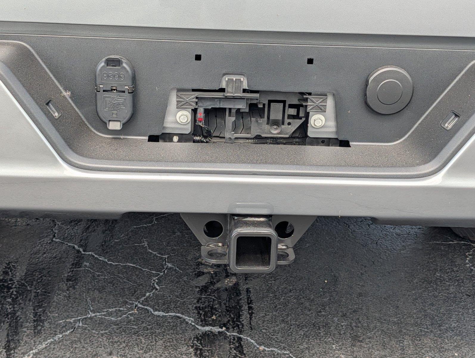 New 2026 Sterling Metallic GMC Elevation image 36