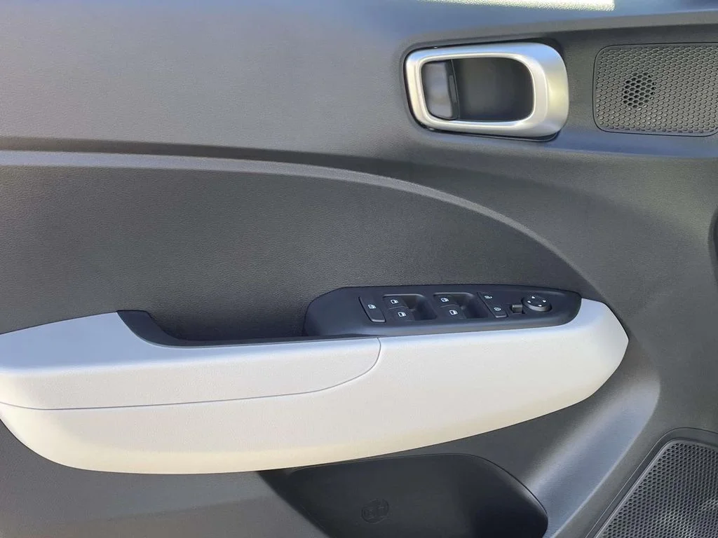 New 2026 White Hyundai SEL image 13