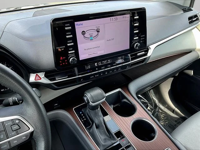 Used 2023 Silver Toyota XLE image 9