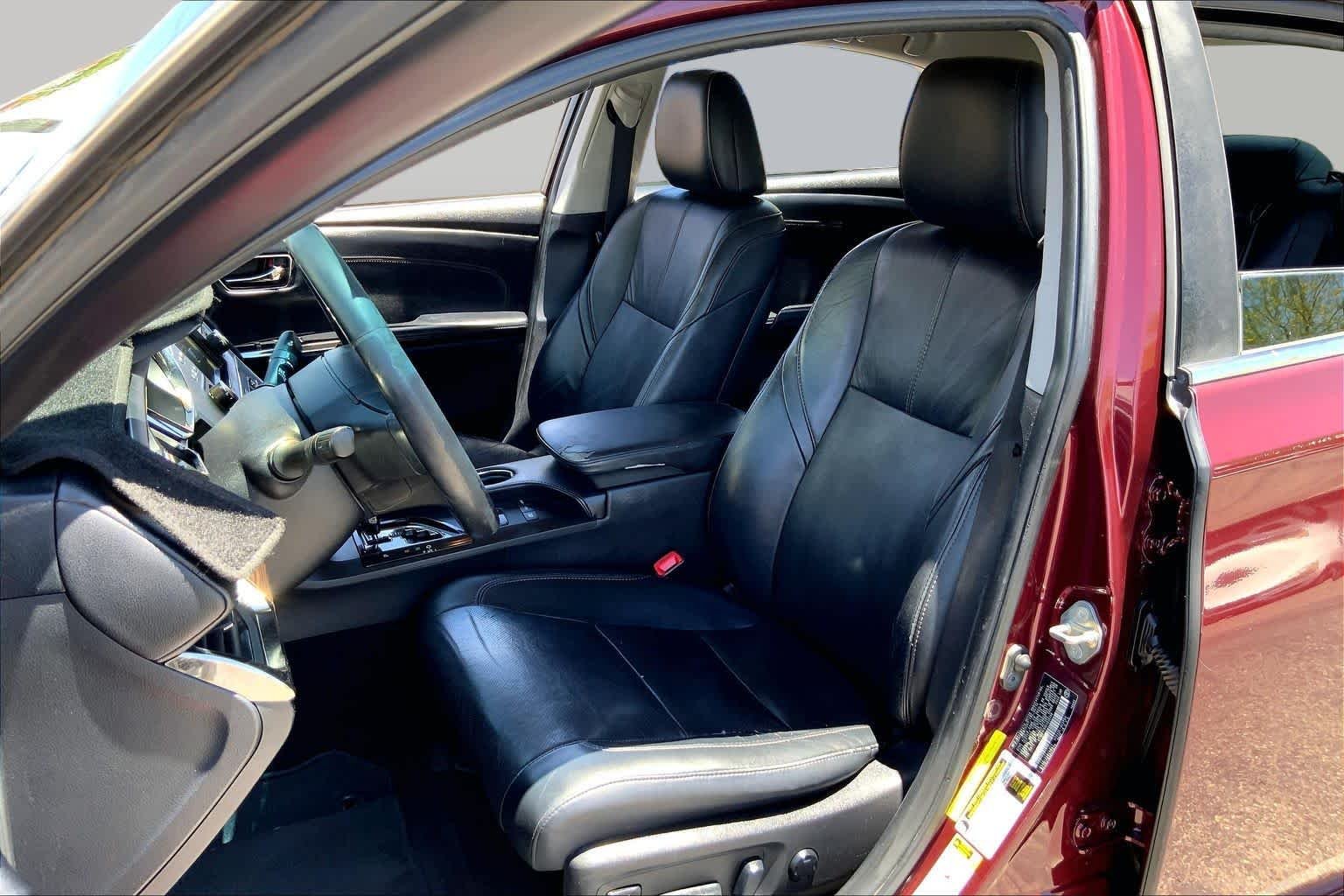 Pre-Owned 2014 Toyota Avalon Hybrid Limited
