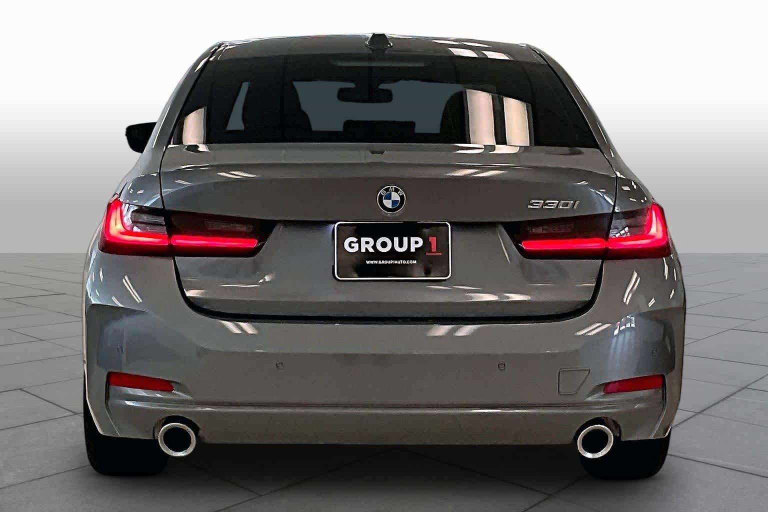 Used 2024 Skyscraper Grey Metallic BMW 330i image 4
