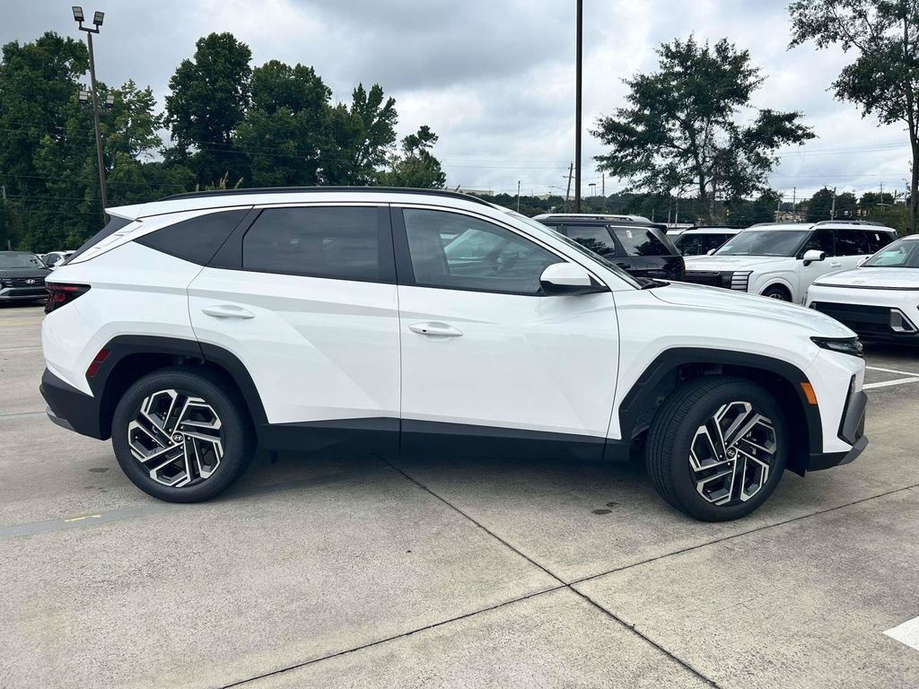 New 2026 White Hyundai SEL Plus FWD image 2