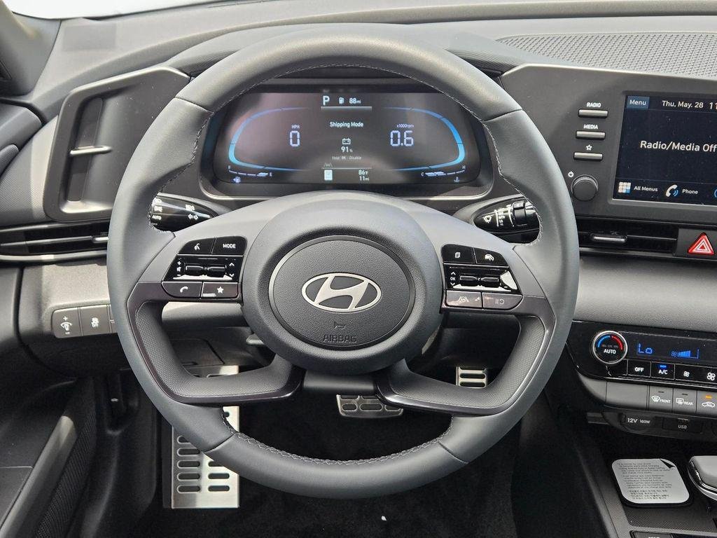 New 2026 White Hyundai SEL Sport image 19