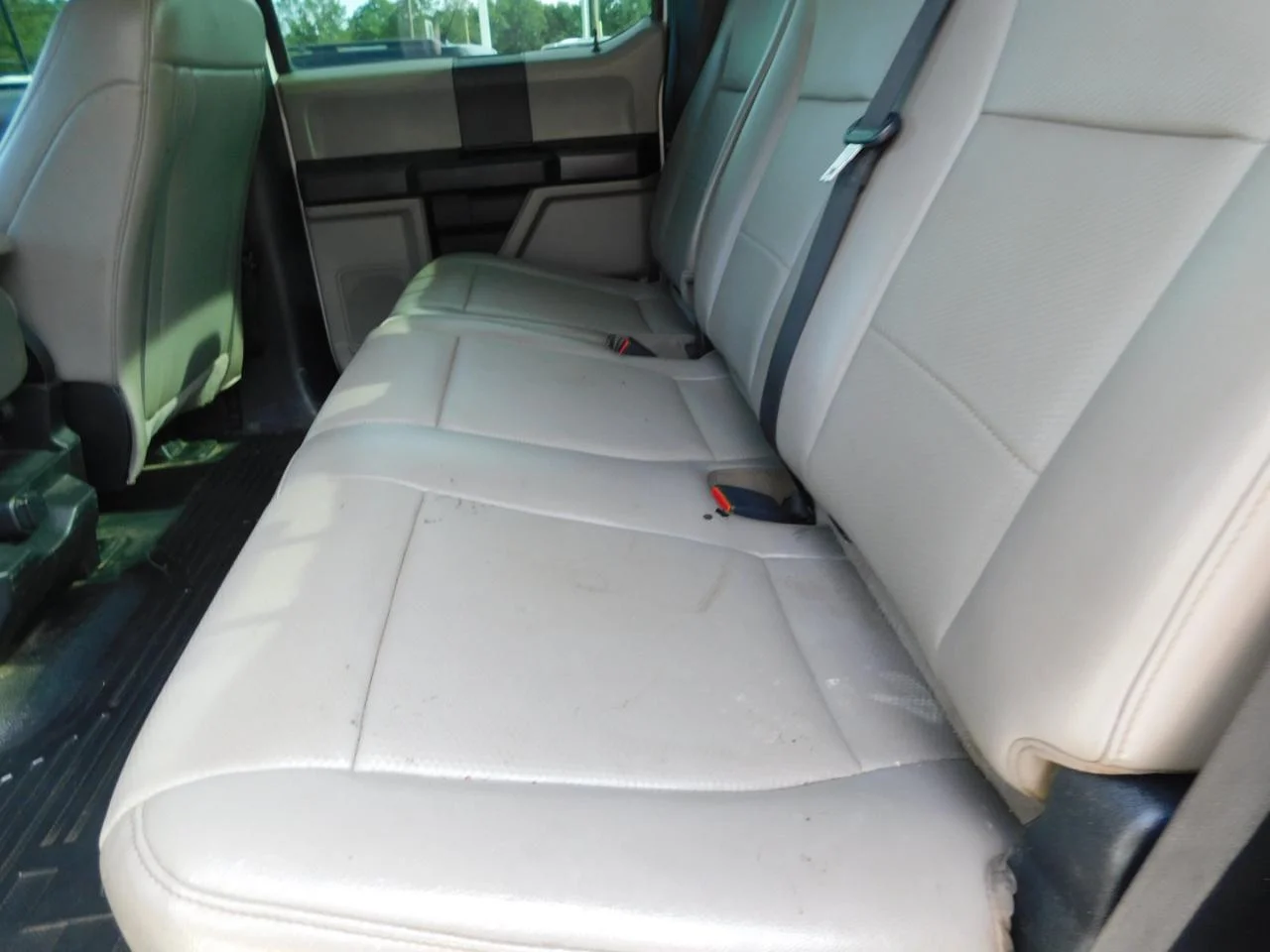 Used 2020 White Ford XL 4WD Crew Cab 6.75 ft Box image 23
