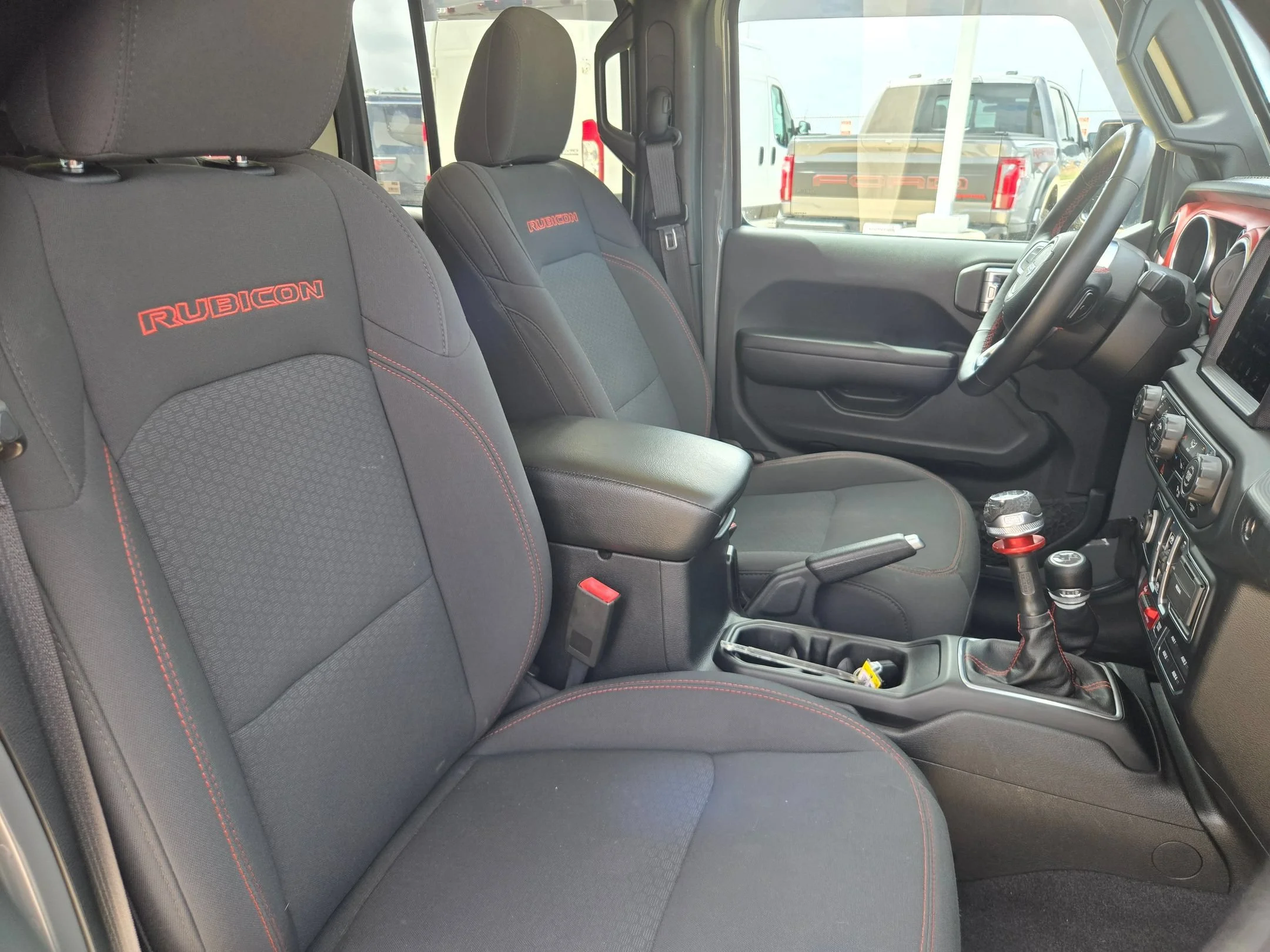 Used 2018 Gray Jeep Unlimited Rubicon image 25