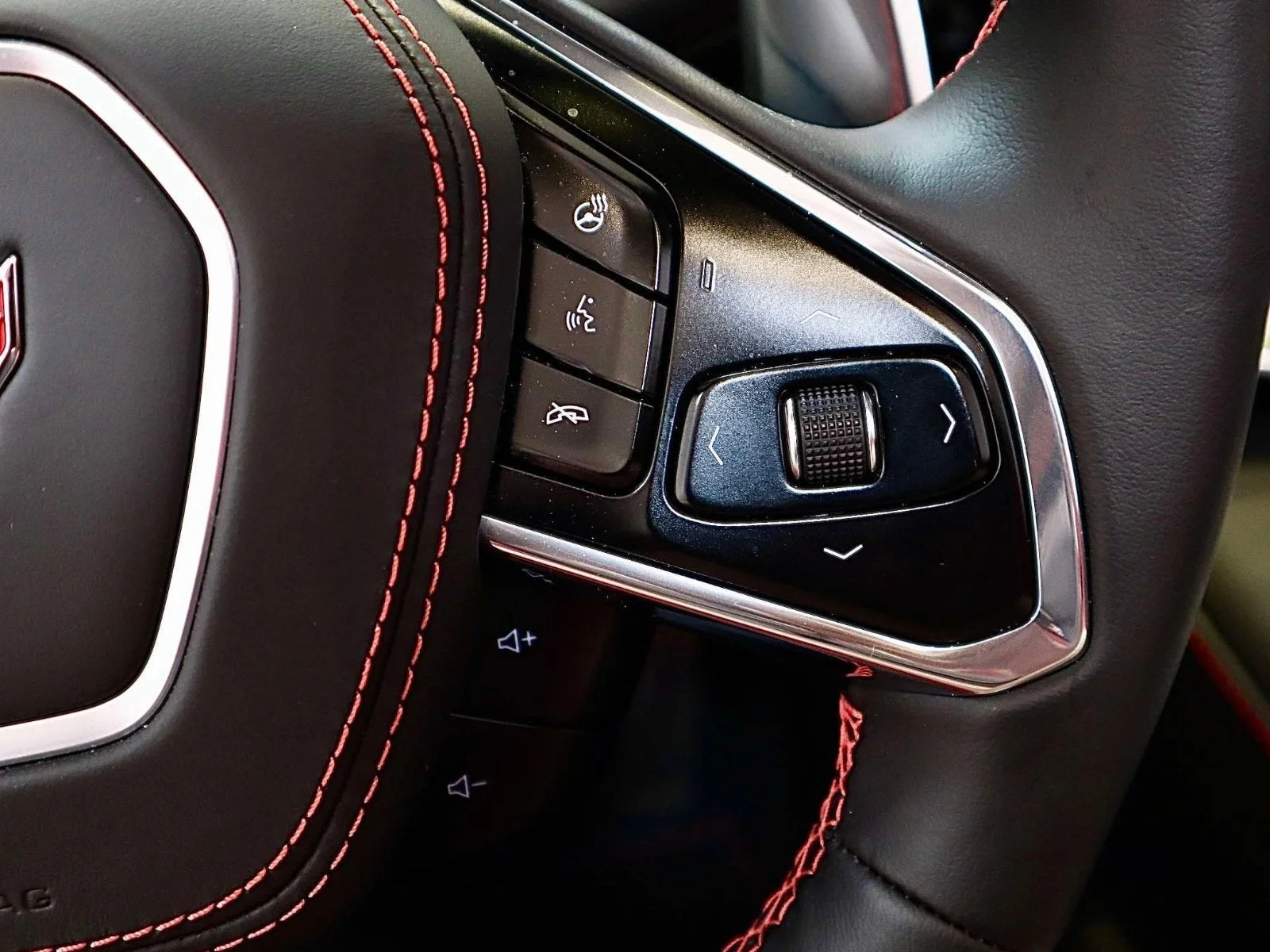 Used 2021 Torch Red Chevrolet 3LT image 27