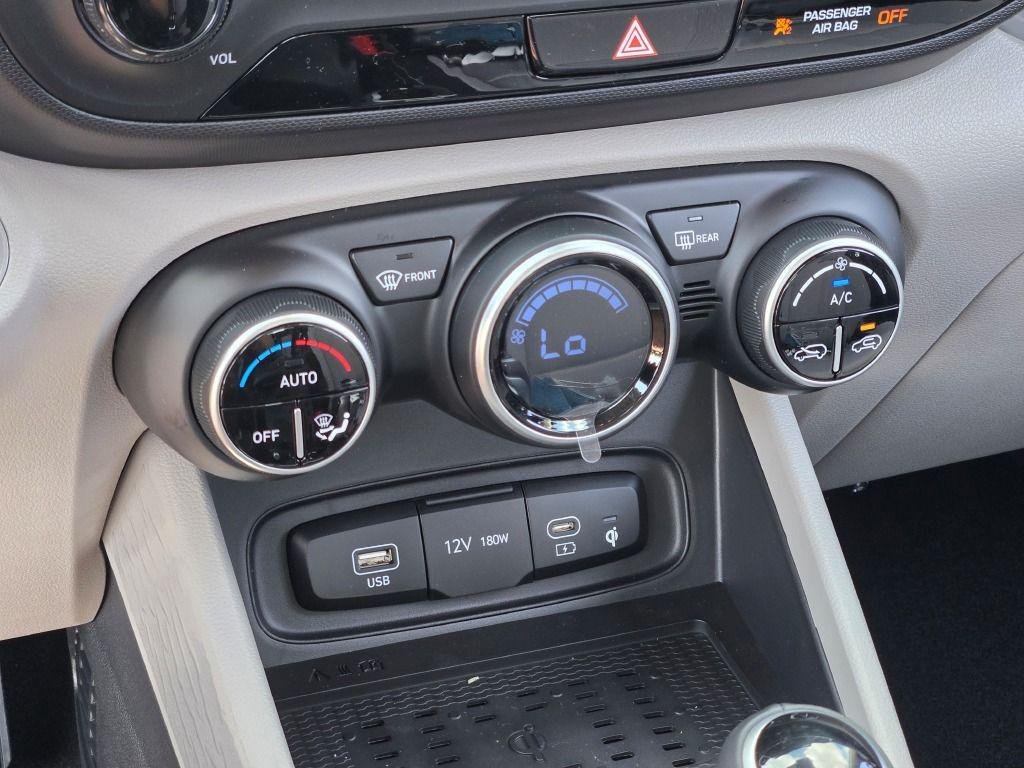 New 2026 Onyx Black Hyundai SEL image 26