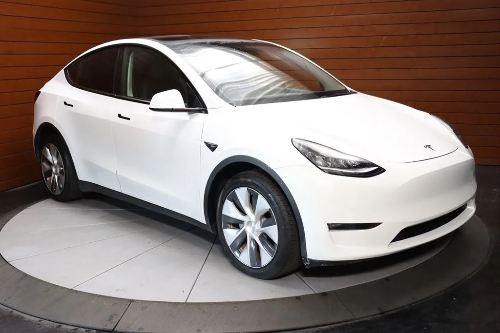 Used 2023 Pearl White Multi-Coat Tesla Long Range image 13