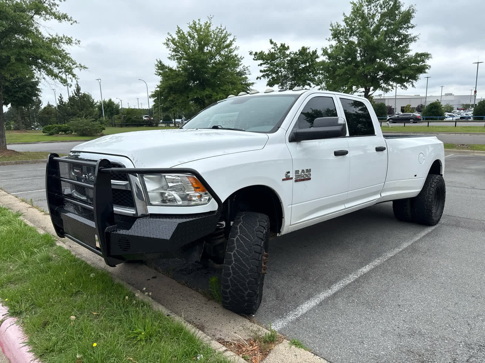 2018 RAM 3500 Tradesman 4X4 Crew Cab LWB's photo