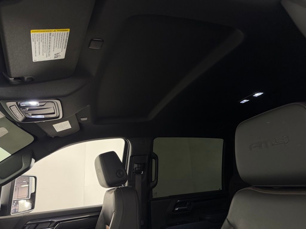Used 2025 Silver GMC AT4 image 25