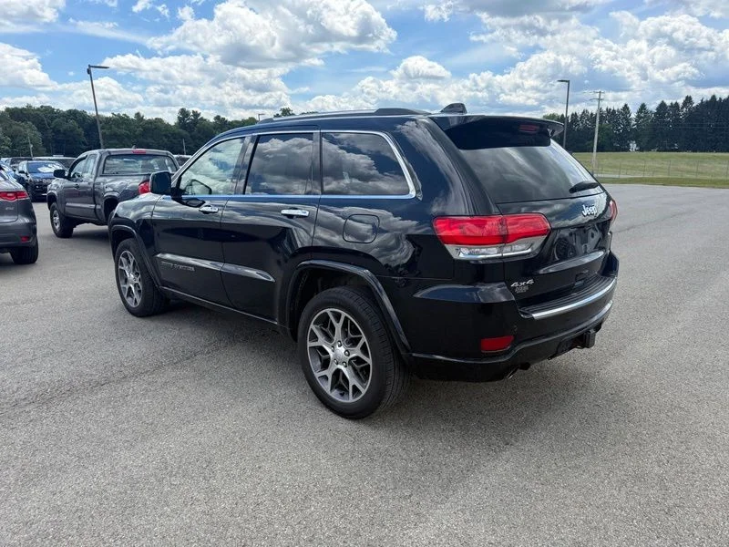 Used 2020 Black Jeep Overland image 8