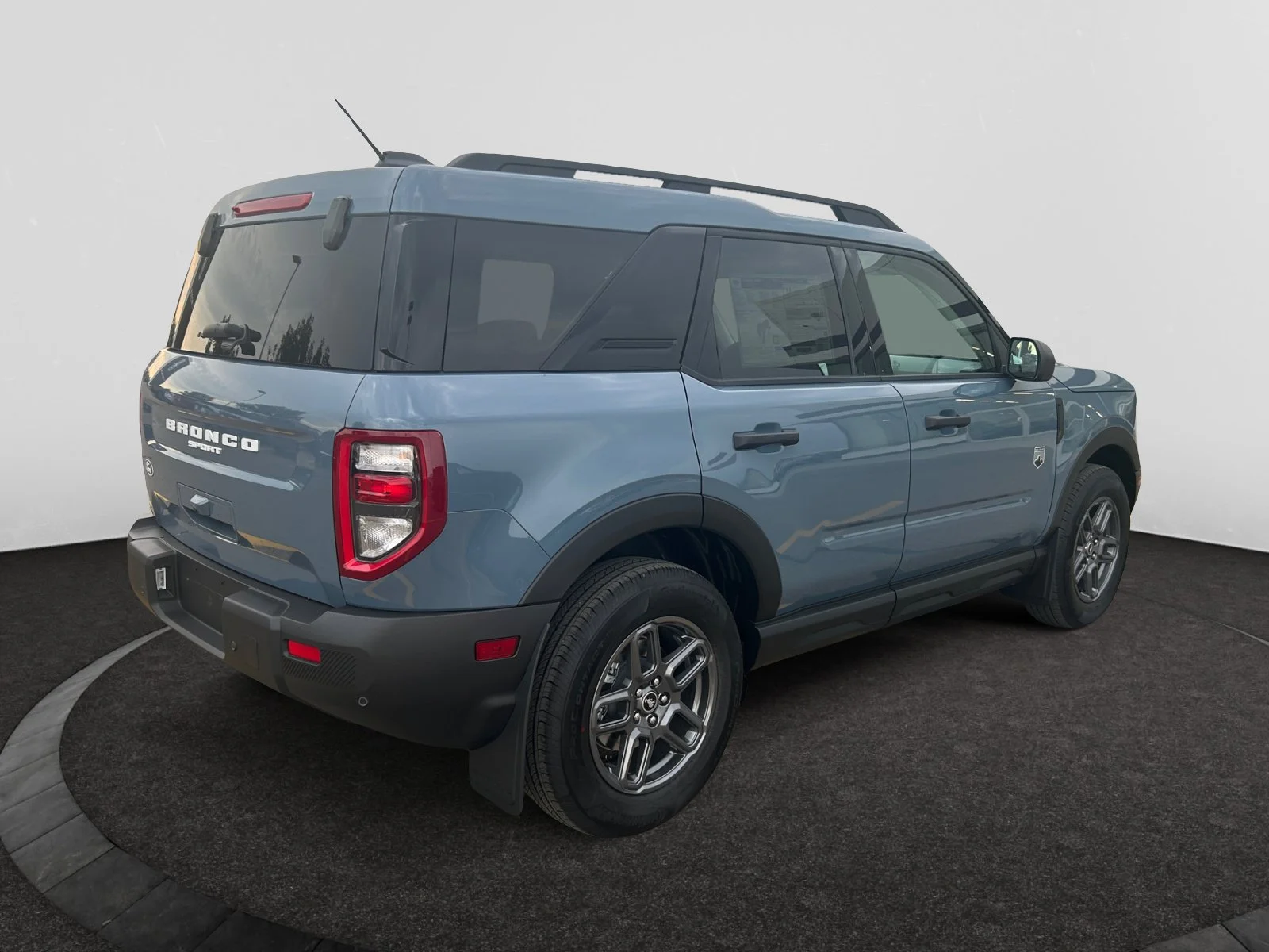 New 2026 Azure Grey Metallic Tri-Coat Ford Big Bend image 5