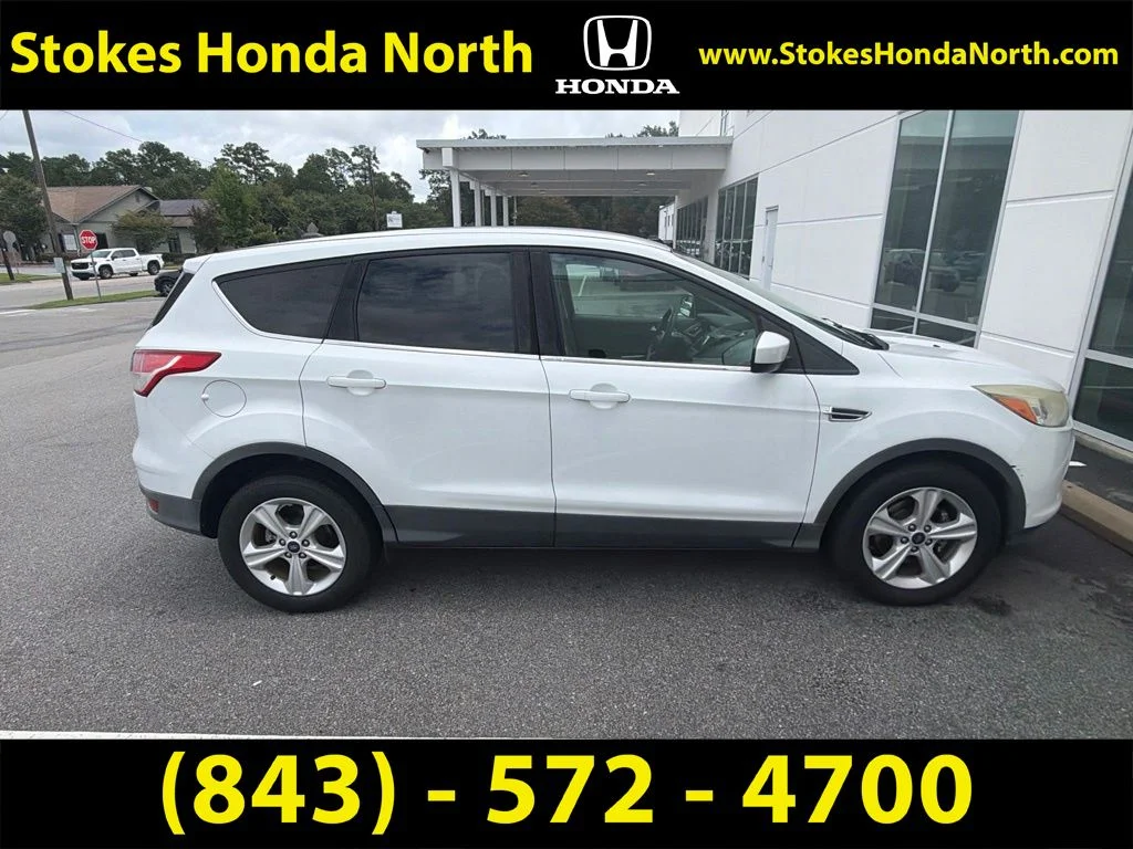 Used 2015 White Ford SE image 5