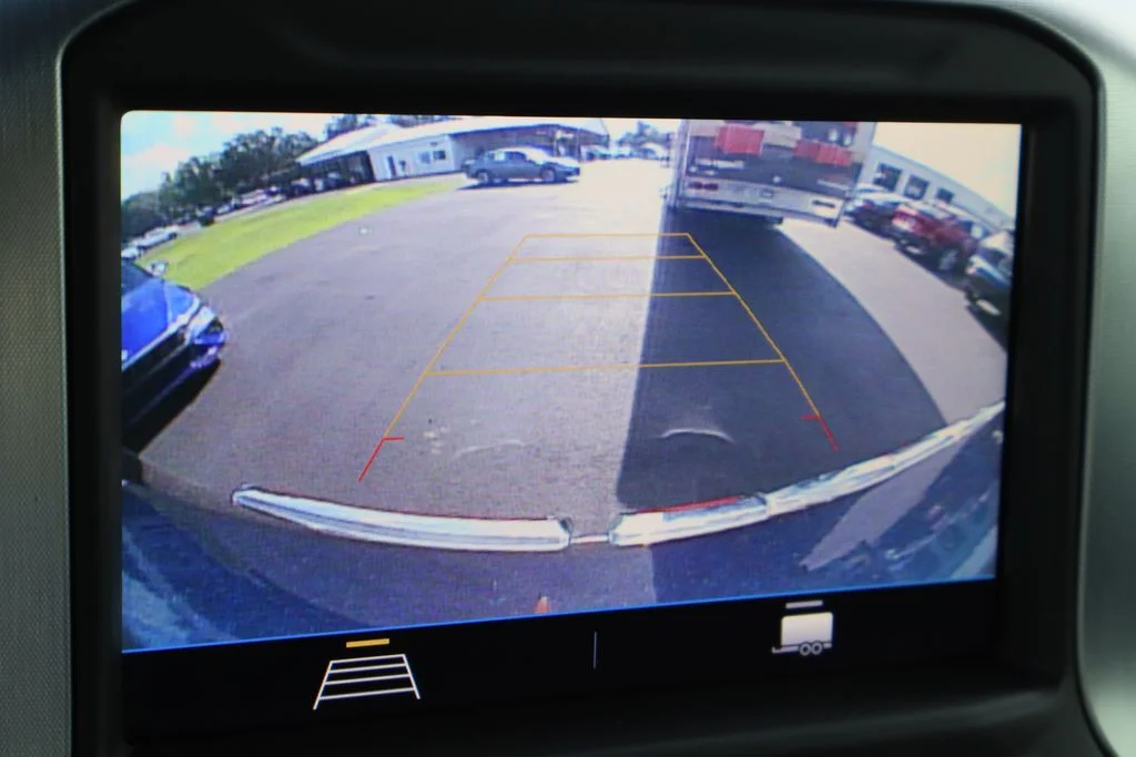 Used 2020 Blue GMC SLE image 16