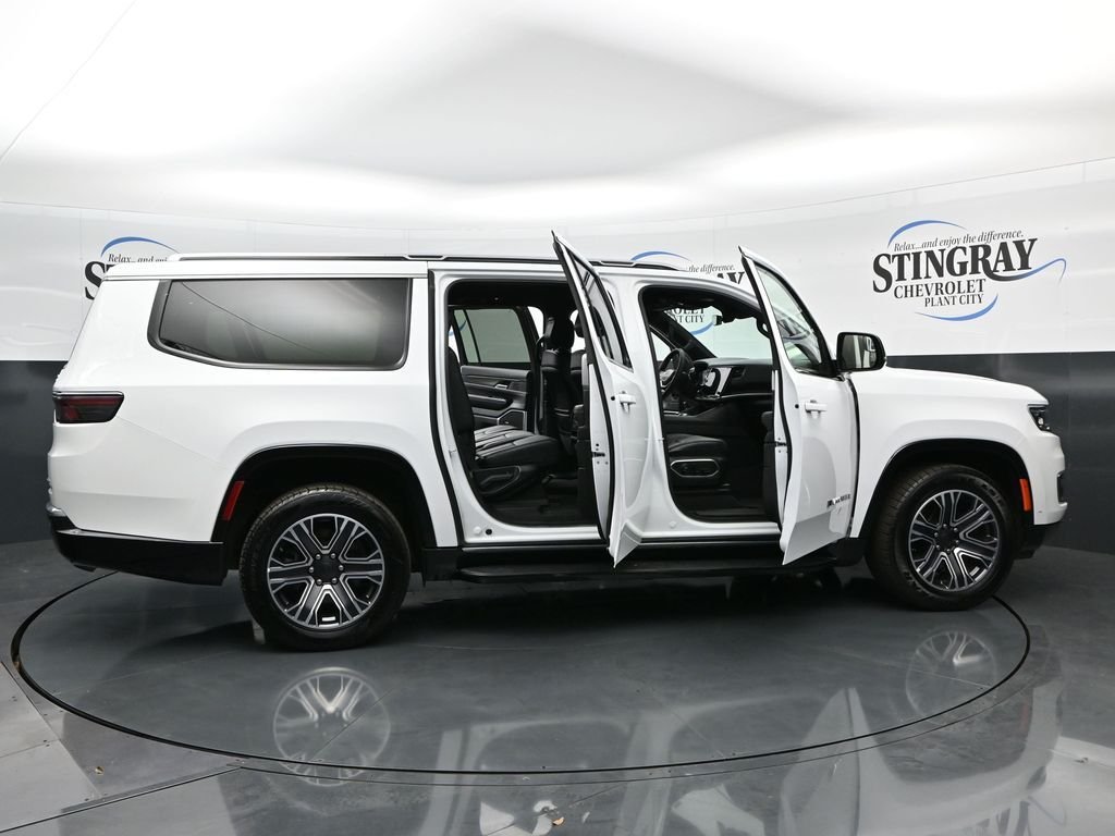 Used 2024 White Jeep Series II image 39