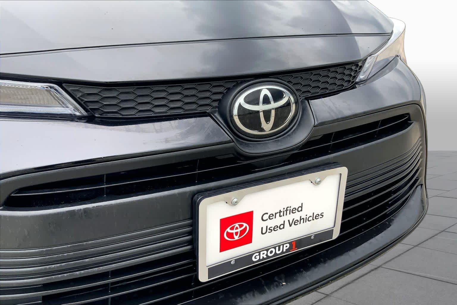 Used 2026 Midnight Black Metallic Toyota LE image 29