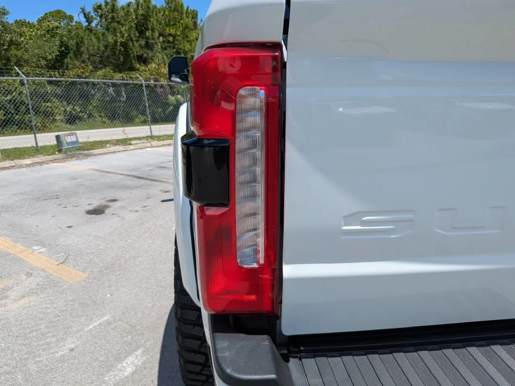 New 2026 Star White Metallic Tri-Coat Ford F-250® Lariat® image 16