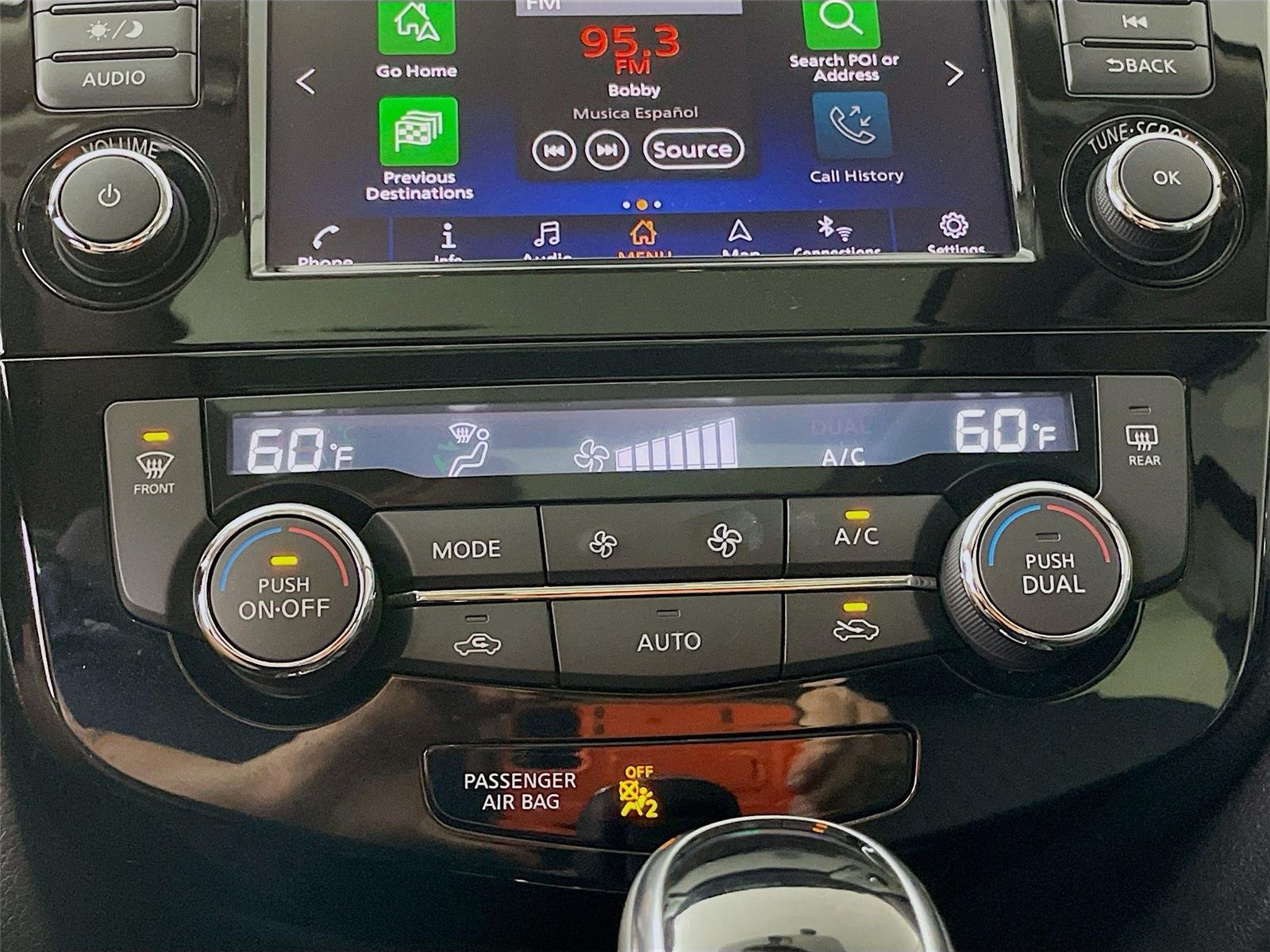 Used 2018 RED NISSAN  image 20