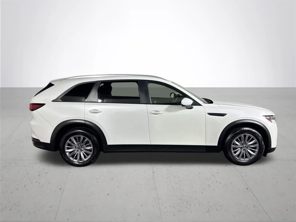 Used 2024 White Mazda 3.3 Turbo Select image 5