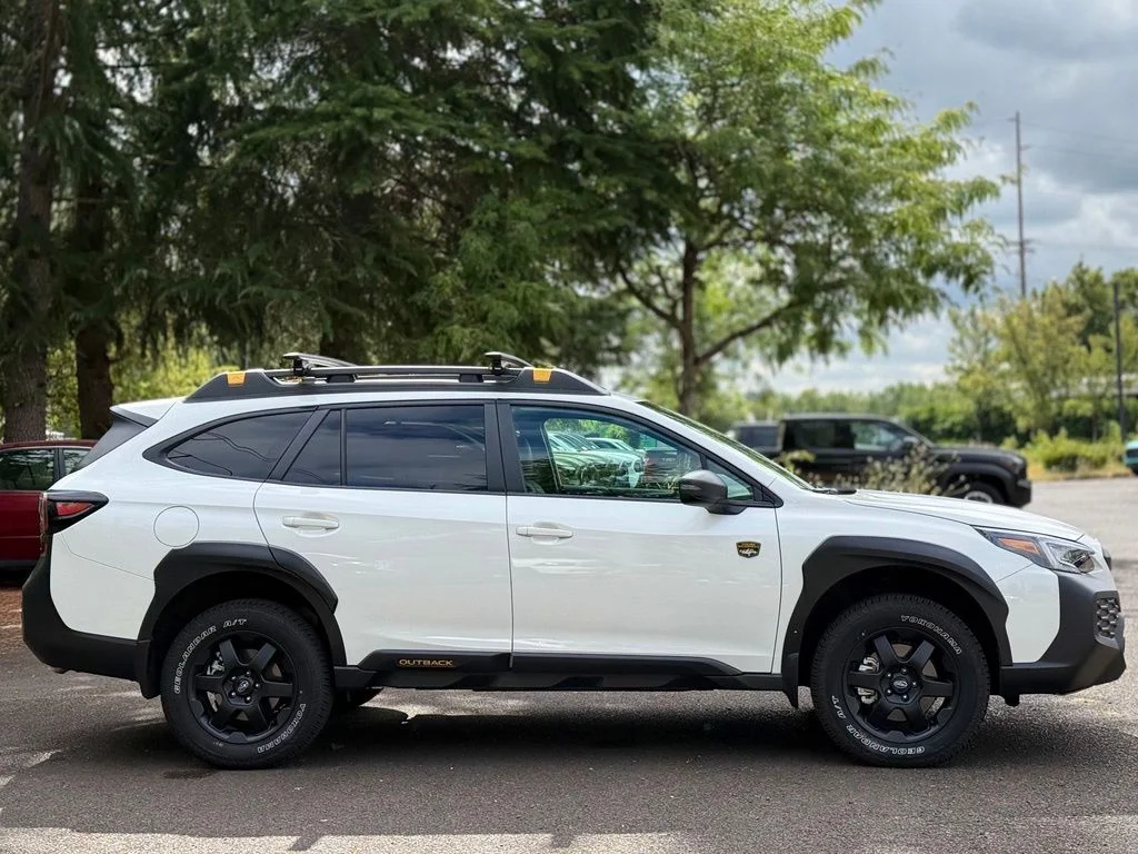 Used 2025 White Subaru Wilderness image 6