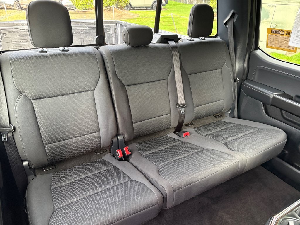 Used 2021 Gray Ford XLT image 22