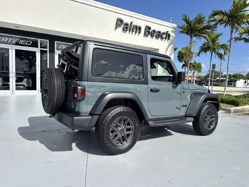 Used 2026 Gray Jeep Sport S image 24