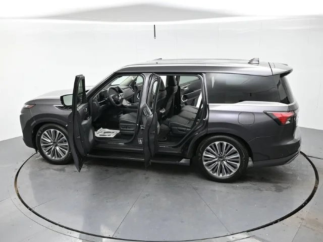 Used 2025 Anthracite Gray INFINITI LUXE image 43