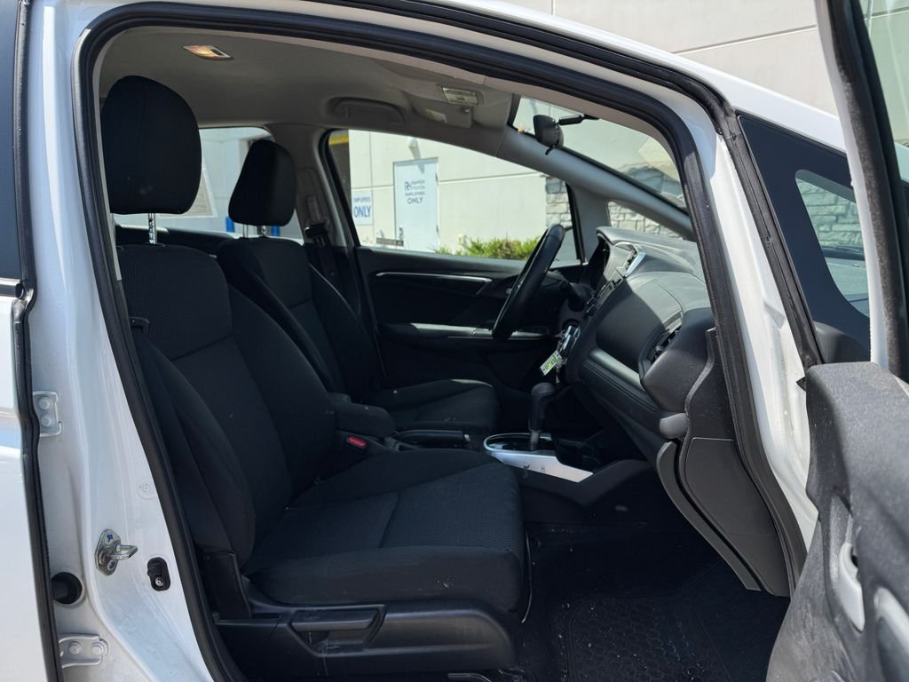 2019 Honda Fit LX - Photo 7