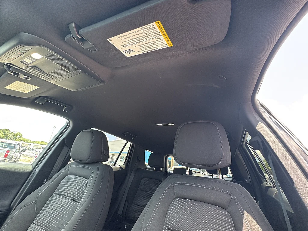 Used 2025 Mosaic Black Metallic Chevrolet  image 28