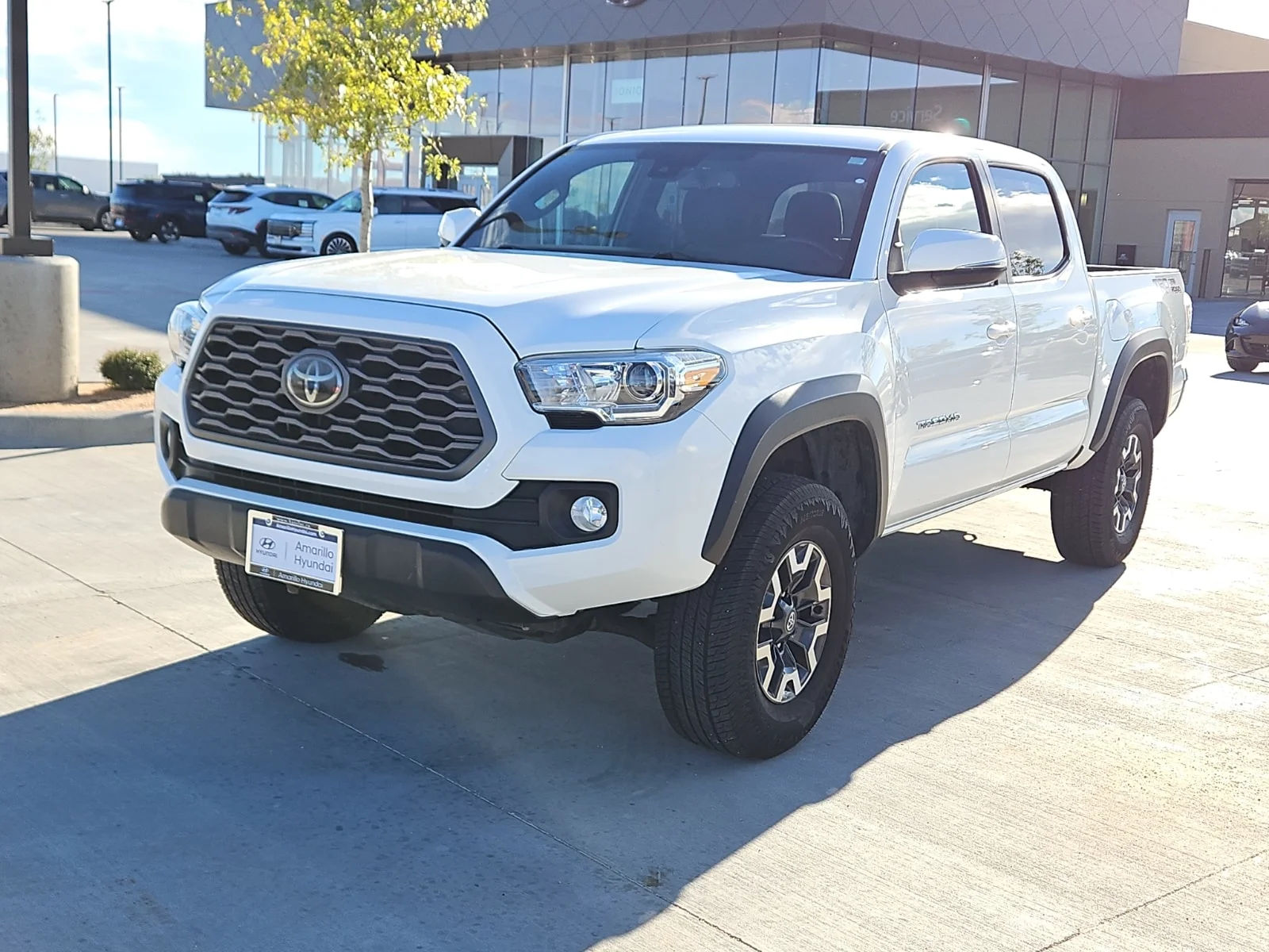 Used 2021 Super White - 040 Toyota SR5 V6 image 1