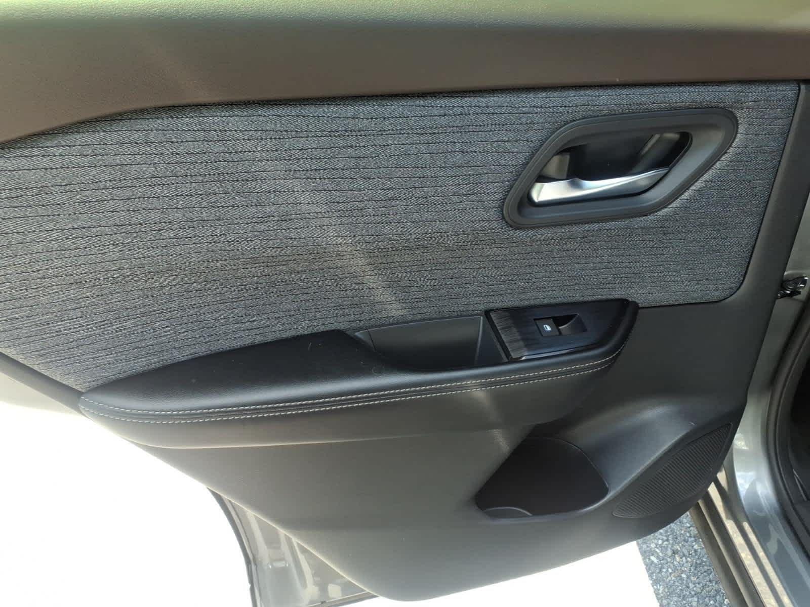 Certified Used 2023 Gun Metallic Nissan SV image 11