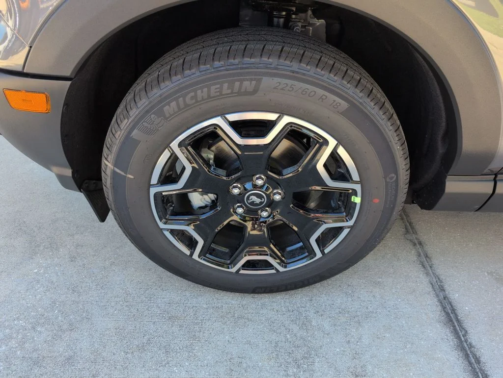New 2025 Gray Ford Outer Banks image 16