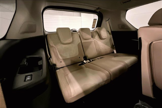 New 2026 Gun Metallic/Super Black Nissan Platinum Reserve image 38