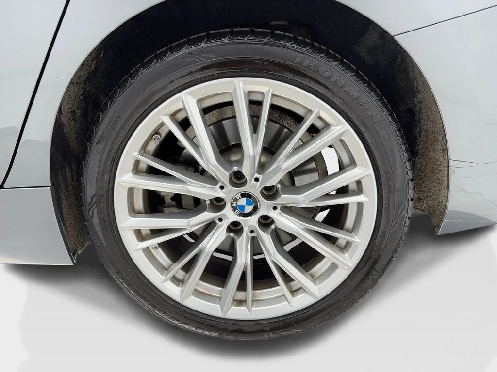 Used 2024 Gray BMW 330i image 42