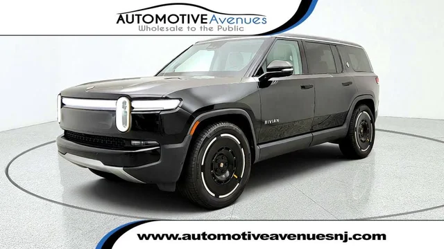 2025 Rivian R1S Adventure Dual-Motor Large Pack