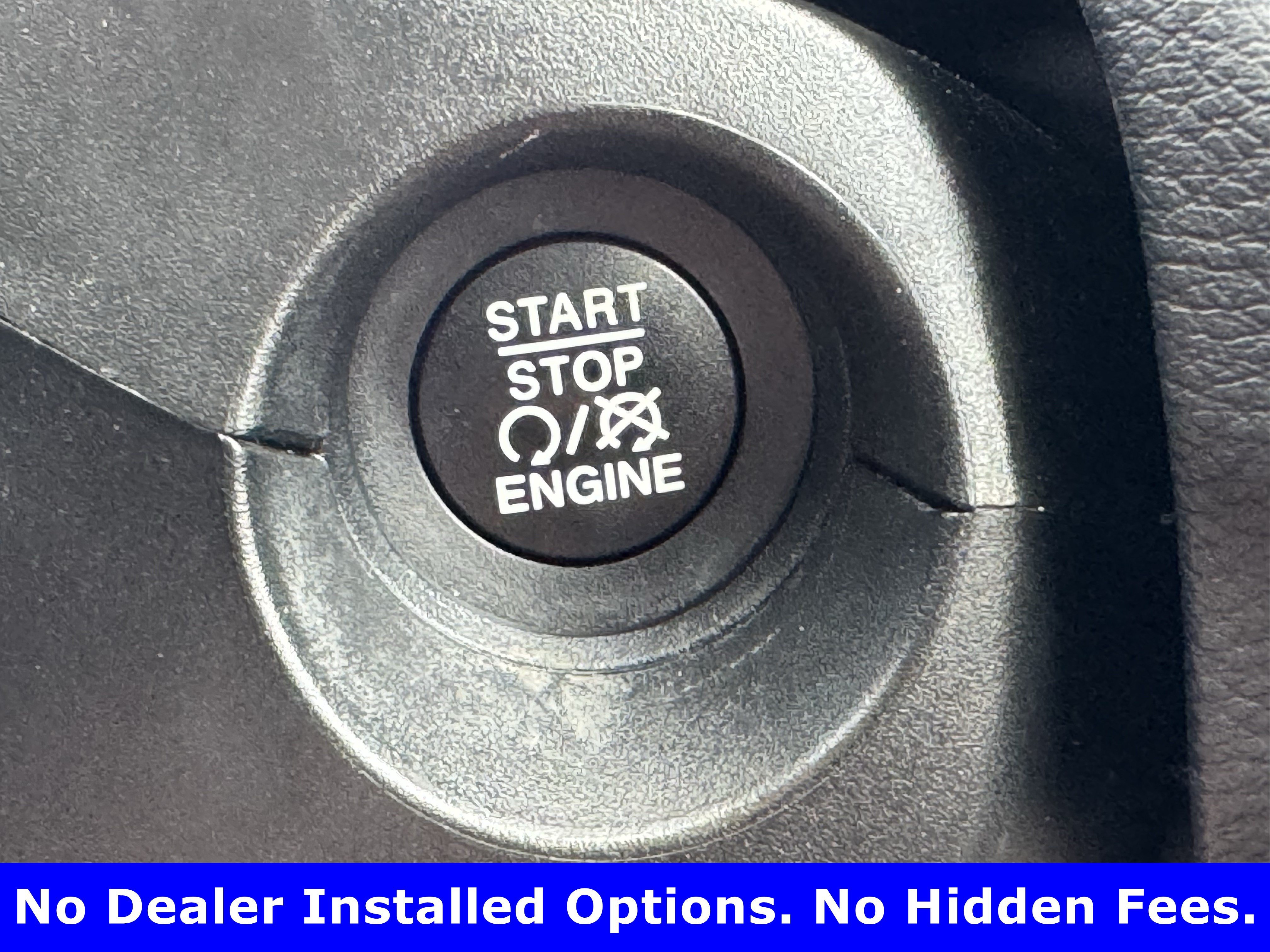 Used 2020 Billet Silver Metallic Clearcoat Jeep Latitude image 21