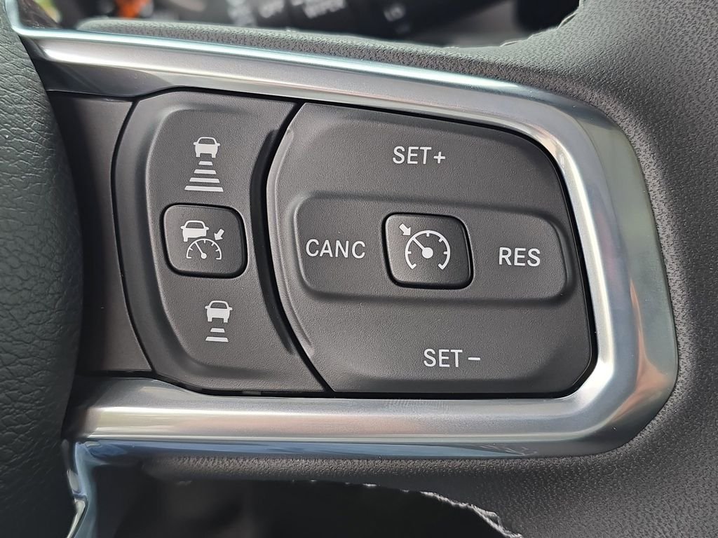2026 Jeep Wrangler 4-Door Sahara - Photo 20