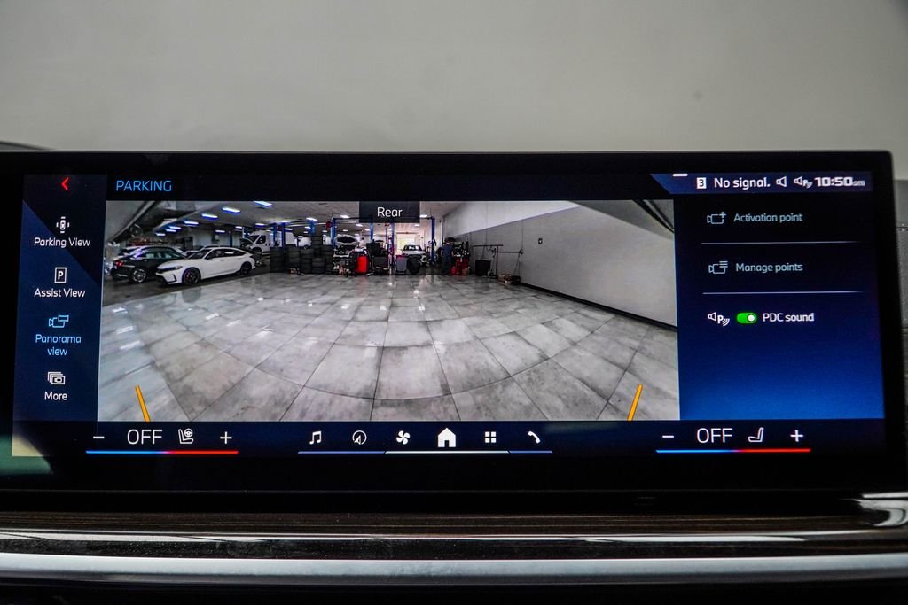 Used 2024 Blue BMW M60i image 35
