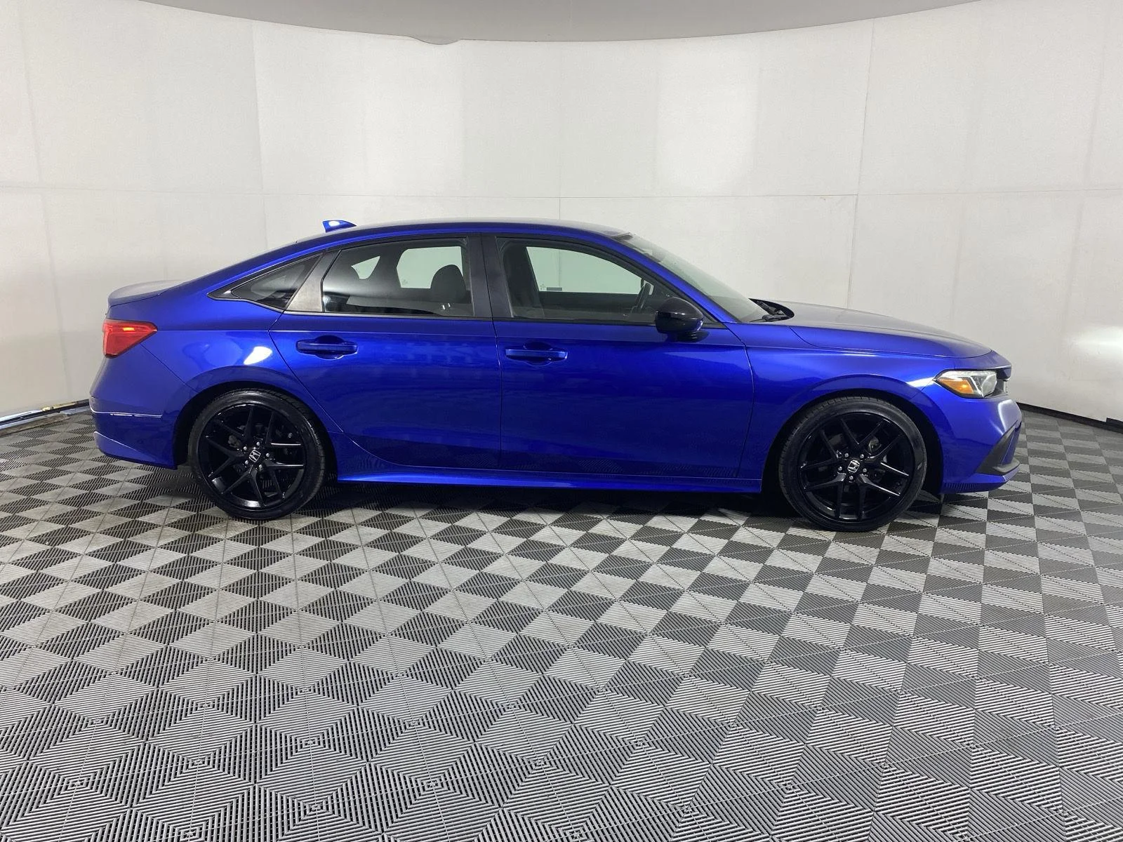 Used 2024 Aegean Blue Metallic Honda Sport image 9