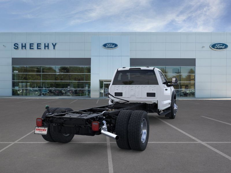 2025 Ford F-550 Super Duty Chassis Cab XL - Photo 8