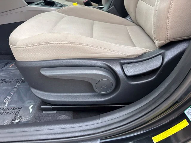 Used 2018 Phantom Black Hyundai Value Edition image 14