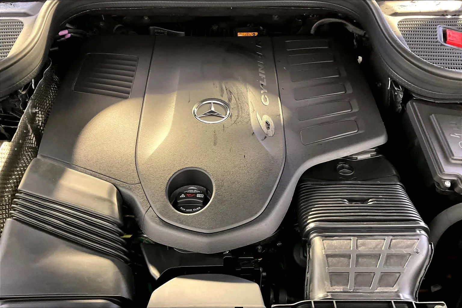 New 2027 Obsidian Black Metallic Mercedes-Benz GLE 450 image 14