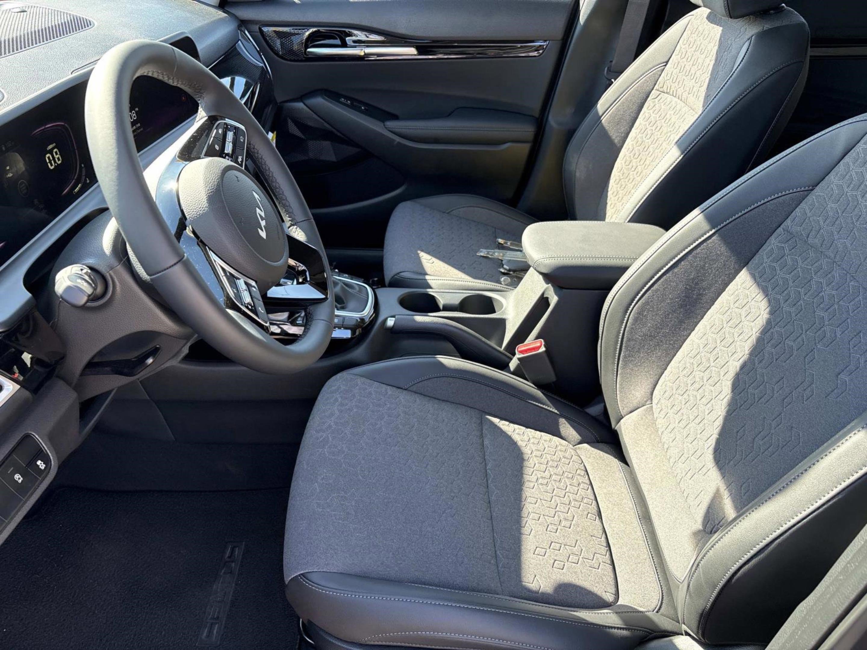 New 2026 Gravity Gray Kia S image 21